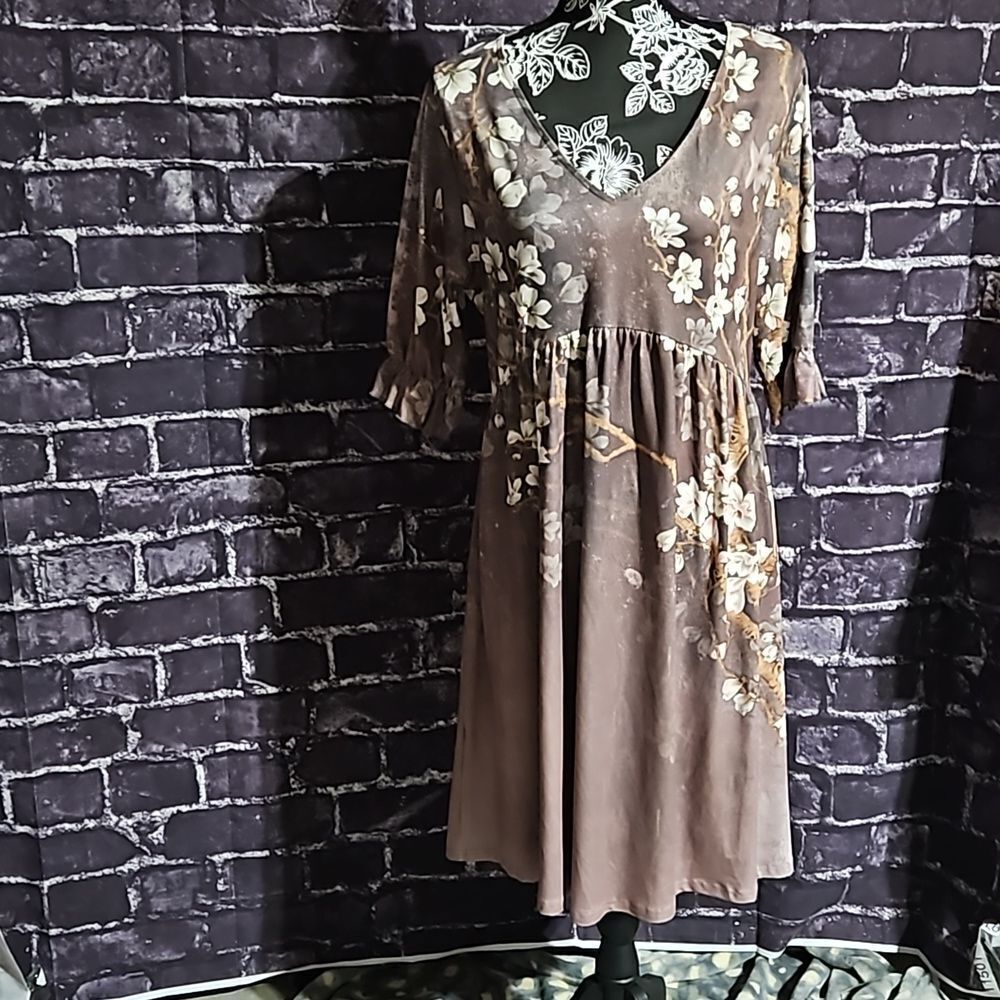 Pink Daisy Floral Short Ruffle Sleeve Dress size Large